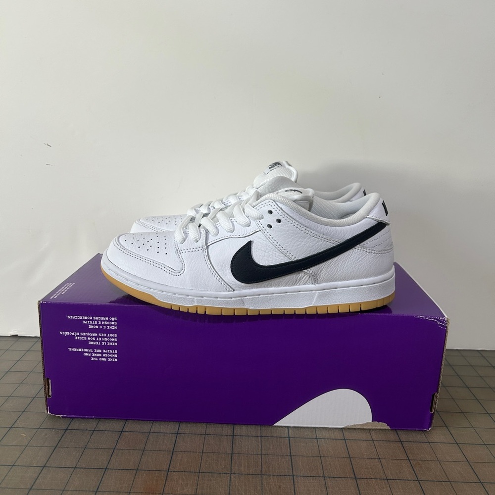 Nike Dunk Low SB ‘White Gum’